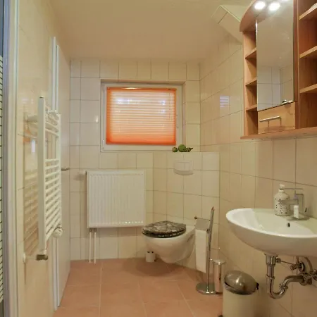 Apartment Lovely In With Private Garden *